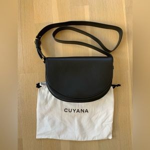 Half-Moon Shoulder Bag Cuyana